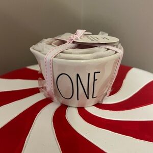Rae Dunn White Measuring Cups with Pink Inside